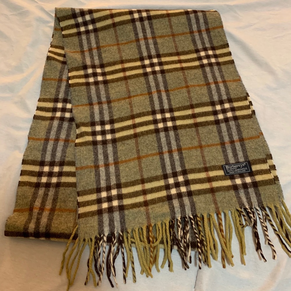 Burberry Lambswool sage green check scarf